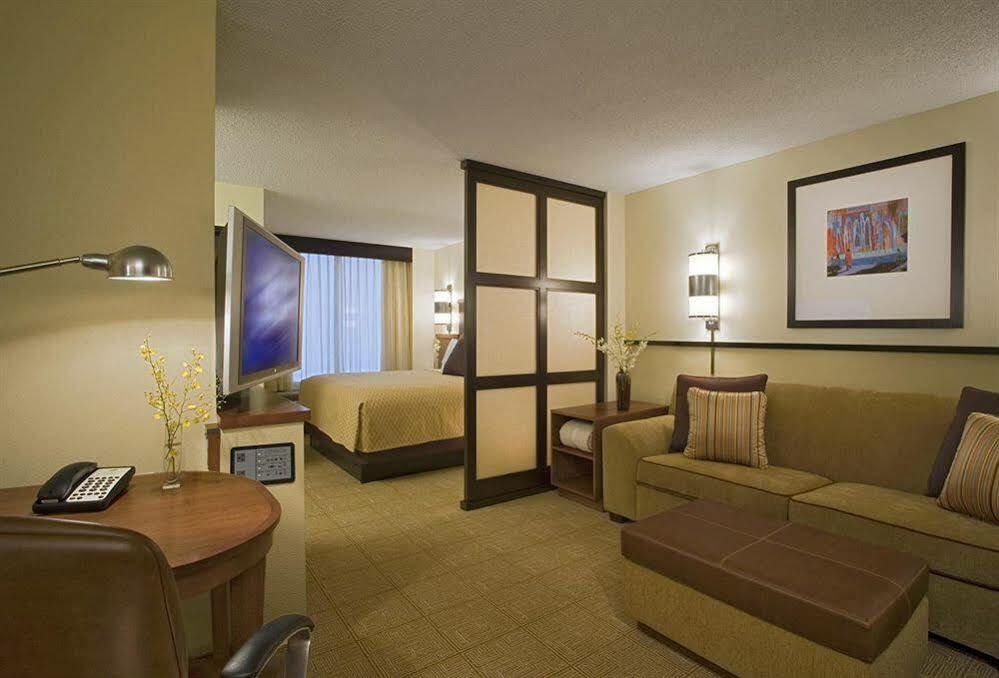 Hyatt Place Chicago - Lombard/Oak Brook Extérieur photo